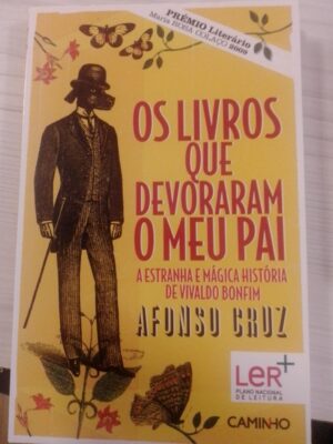 Os livros que devoram o meu pai