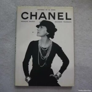 universo de la moda Chanel
